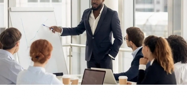 CURSO DE FORMAÇÃO PARA DIRETOR GERAL - PRESENCIAL E ON-LINE