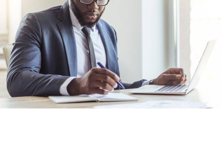 CURSO DE FORMAÇÃO DIRETOR DE ENSINO - PRESENCIAL E ON-LINE